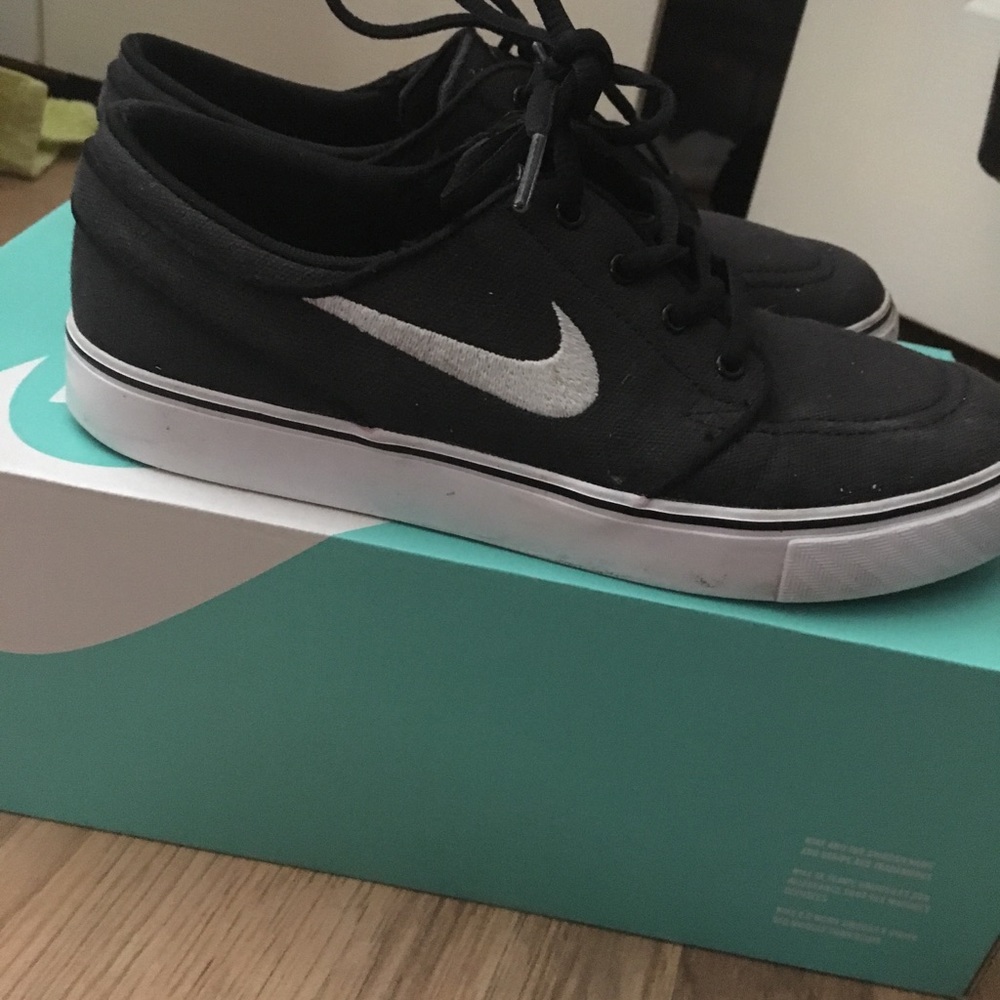 NIKE Stefan janoski shoes